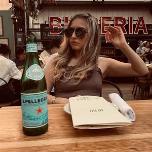 Meet your Posher, Tania